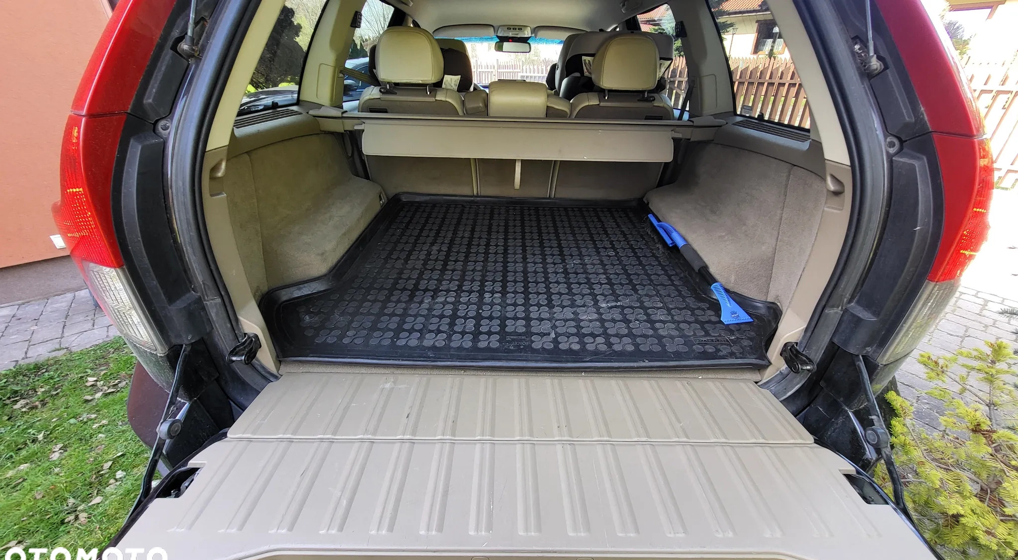 Volvo XC 90 cena 58500 przebieg: 251000, rok produkcji 2009 z Warszawa małe 106